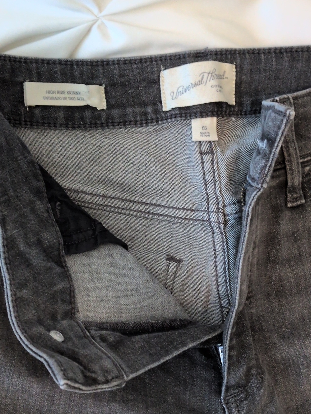 Universal Thread Women's Skinny Jeans in Charcoal